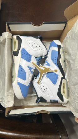 Air Jordan 6 Retro Big Kids' Shoes 3.5 Y