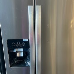 2025 New Whirlpool Side By Side Fridge