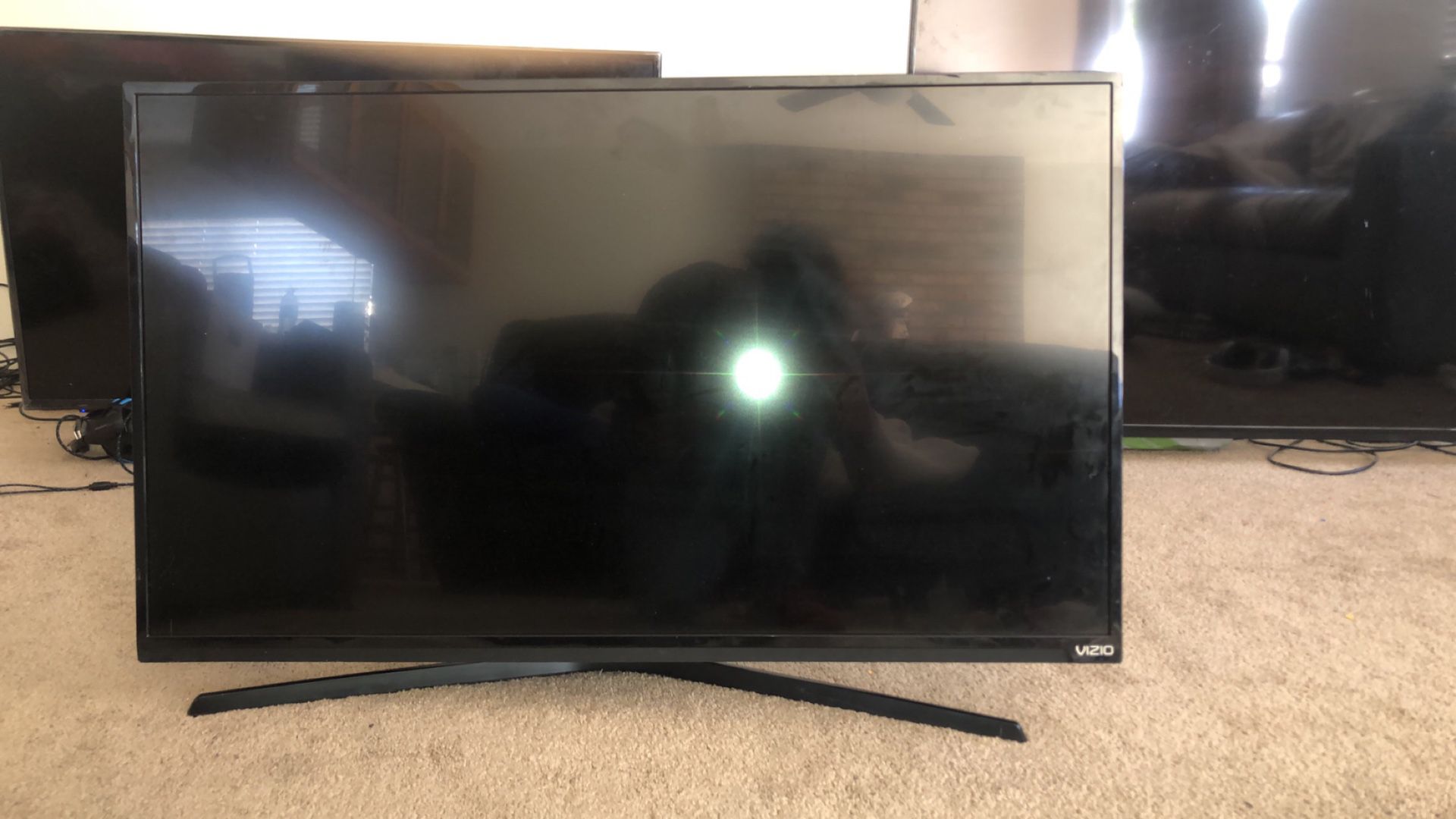 40 inch tv with tv stand