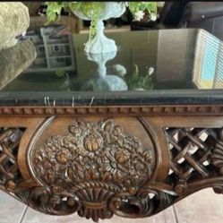 Side Marble Table
