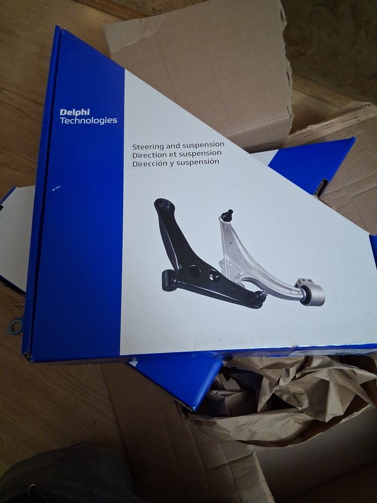 2 Suspension Control Arms For Toyota Avalon