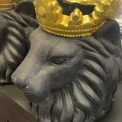 Lion Decoration 