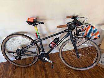 Moving Sale — Trek FX 1 Upgraded Hybrid Bike + Accessories — $550 OBO