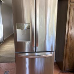 LG refrigerator 