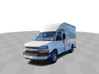 2017 Chevrolet Express Cutaway