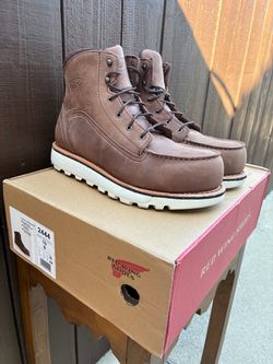 Red Wing 2444 TRACTION TRED LITE SAFETY TOES SIZE 10 ( Womens) SIZE 8 (Mens)