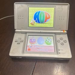 Nintendo DS Lite With Games And Case