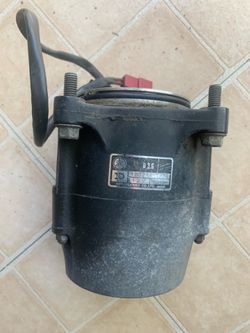 1985 Yamaha FZ750 or FZ1000 Alternator