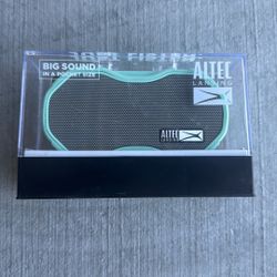 Altec Lansing - Baby Boom XL IMW270 Portable Bluetooth Speaker - Mint