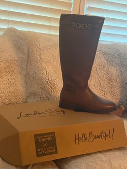 Woman's boots
