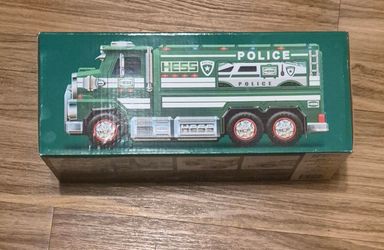 Hess Police Truck & Cruiser