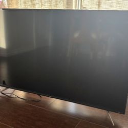 43" TCL ROKU TV 