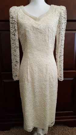 Elegant wedding dress