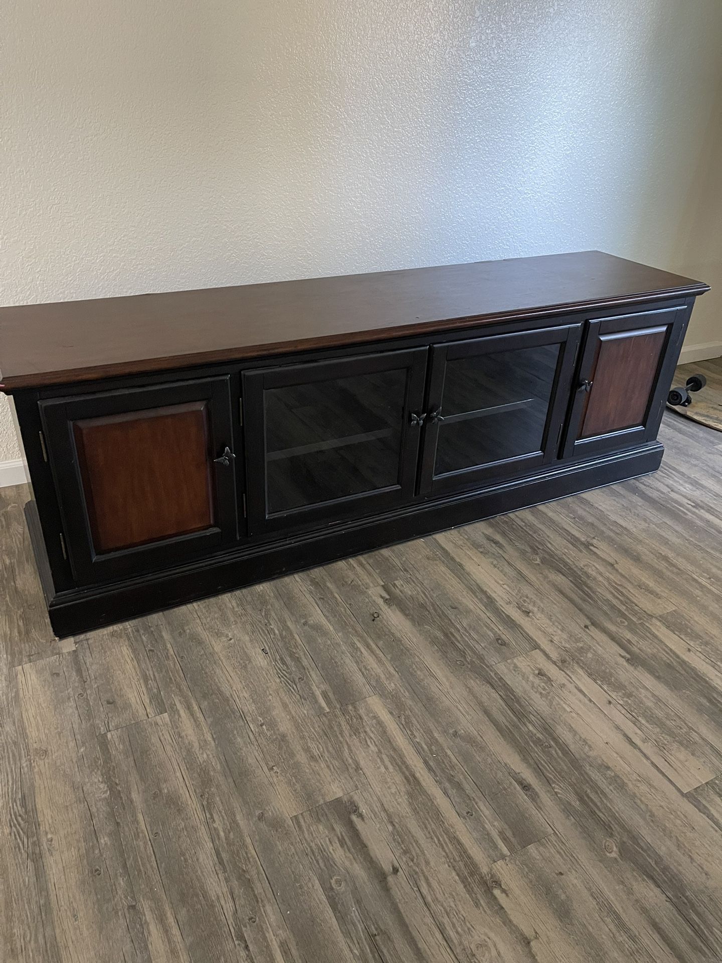 Wooden Tv Stand , Media Center , Flat Screen Television