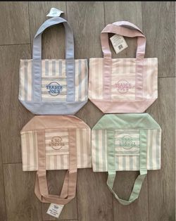 Tote bags