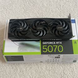 PNY Nvidia GeForce RTX 5070 12gb OC EDITION GPU GRAPHIC CARD GAMING PC PARTS FOR SALE 