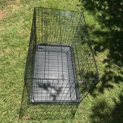 Dog Kennel/ Crate