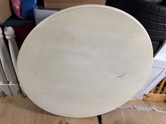 Round table