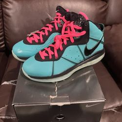 Nike LeBron 8 South Beach Size 10 