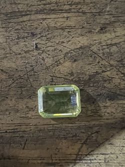 Piedra Turmalina Verde Claro