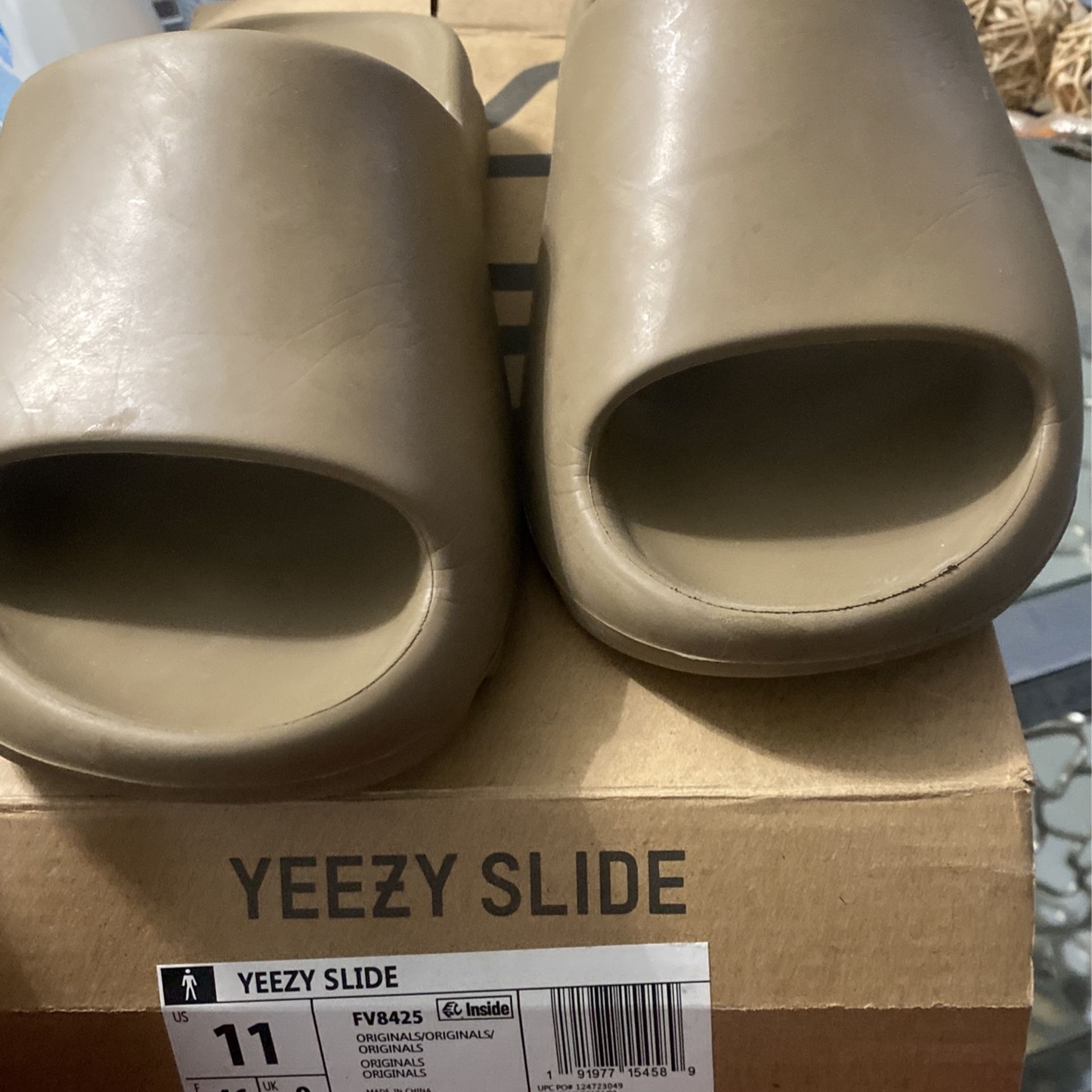 Yeezy Slides