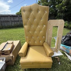 Party Chair
