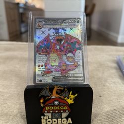 Pokemon, Charizard ex - 215/197 Ultra Rare