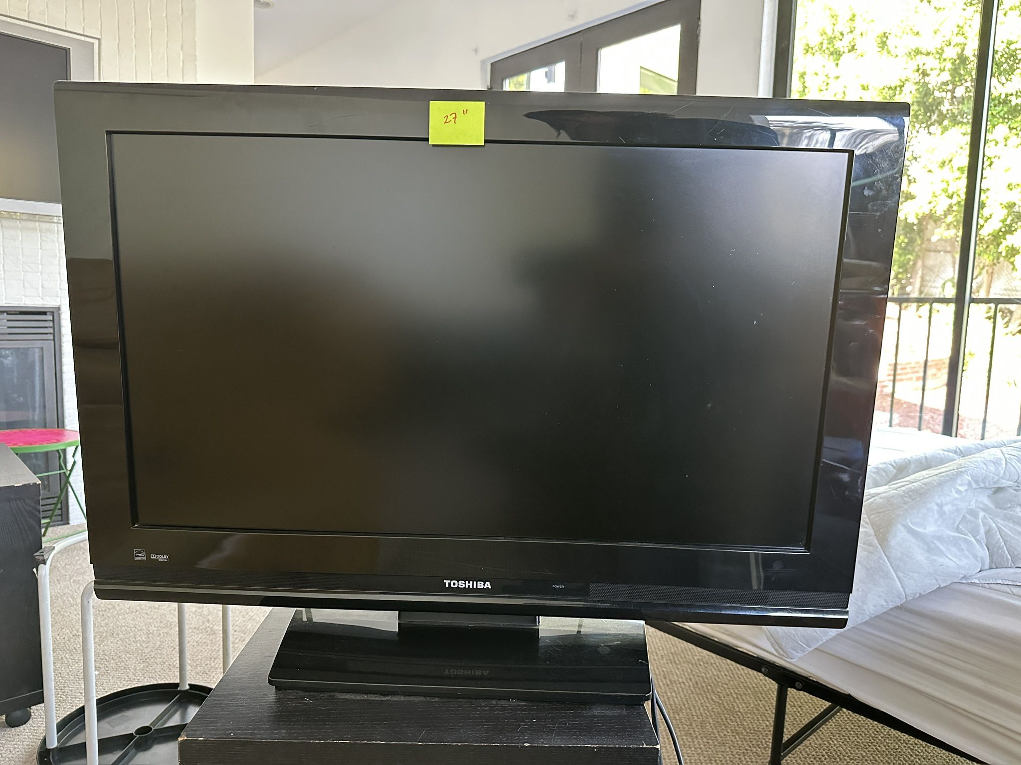 Free TV's - 27" Toshiba, 40" Vizio