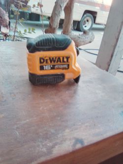DeWalt tape measure