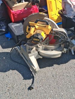 DeWalt Miter Saw