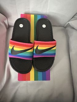 Nike pride slides 2019 hot sale