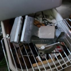  ,Craftsman 5 Inch Vise