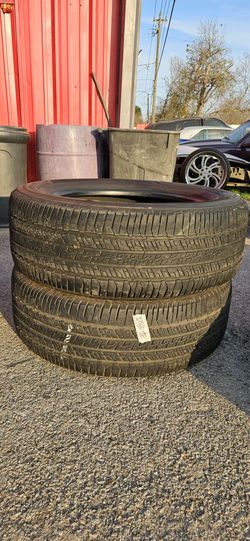 Pathfinder 275/60/20 Like New
Pair
Mount, Balanced, Installed