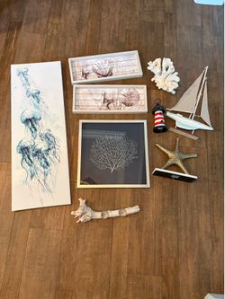 Coastal/nautical decor
