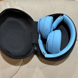 Beats Wireless Bluetooth With Case