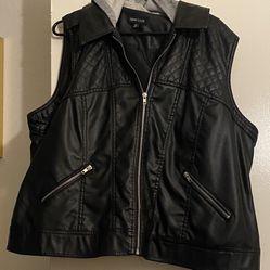 Plus size vest With Hoodie 