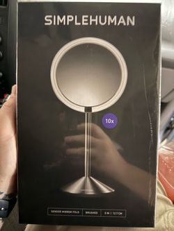 Simple human sensor mirror