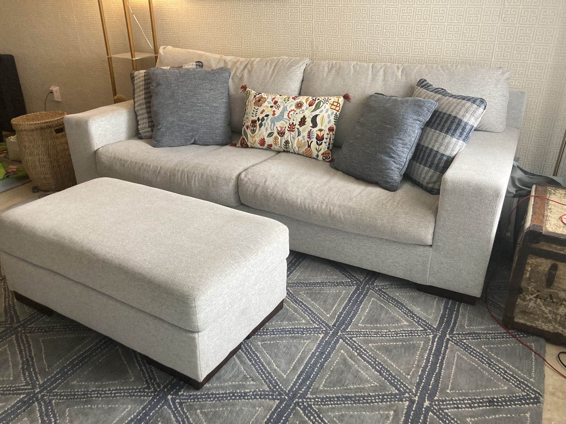 Couch, Pillows, Ottoman AND Large Area Rug!