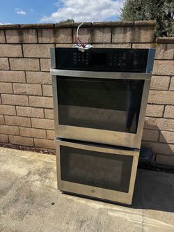 GE DOUBLE OVEN