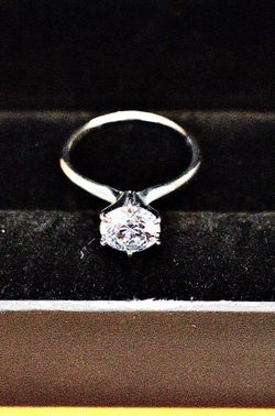 1.65 carat diamond ring, 18K white gold (Engagement ring)