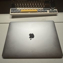Macbook Air M1 (2020) 16GB RAM