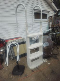 Prices firm.. heavy duty 400 lb weight limit deck pool ladder