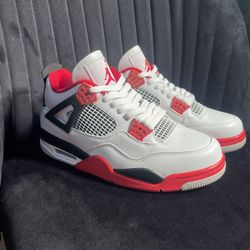 Jordan 4 Fire Red