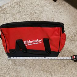 New bag for tools Milwaukee 16×10×11 " .