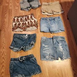 20 For AllWomens Shorts Size  7 