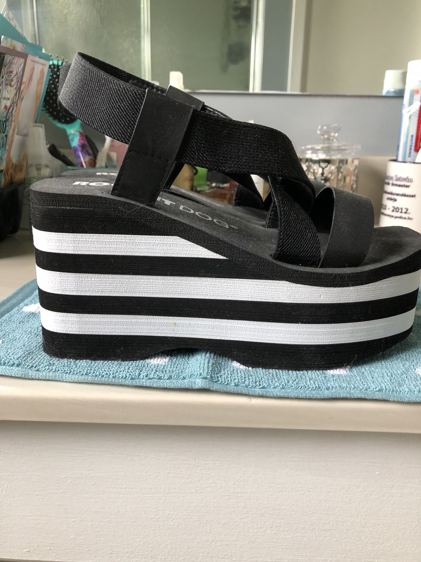 Rocket dogs platform sandal
