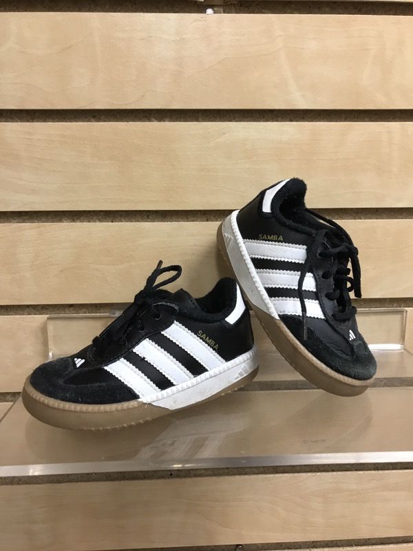 Adidas size 6 toddler sneakers