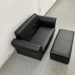 Toddlers Sofa With Ottoman 