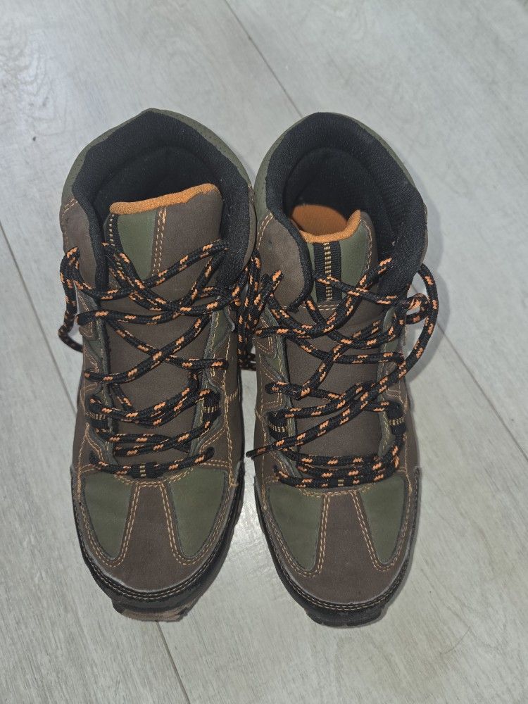 Rugged Outback  Brown/Black Lace Up Hiking Boots Shoes Youth Size 5