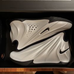 Nike GT Future Size 10.5